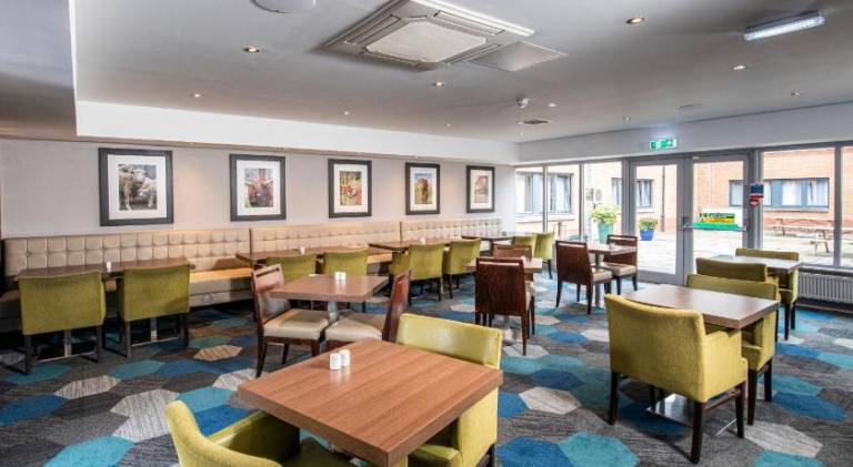 Holiday Inn Express Edinburgh Airport By IHG — photo 5