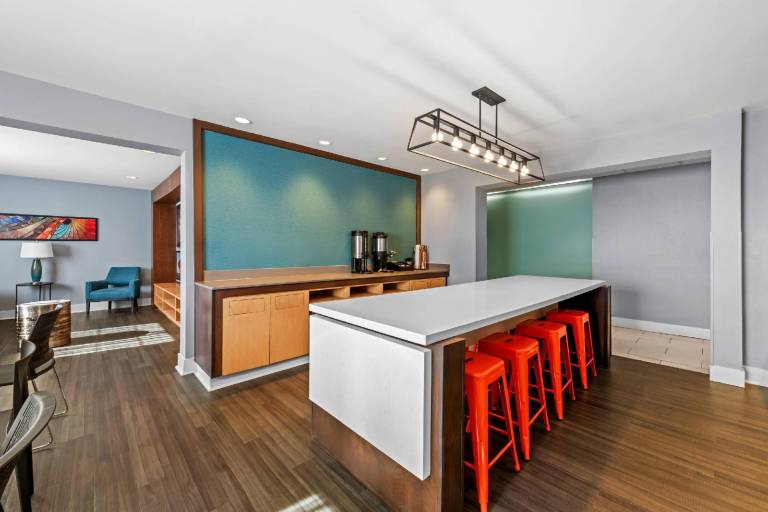 MainStay Suites Greensboro — photo 3
