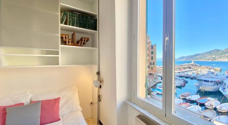 Rental apartment with 2 rooms for 4 persons in Camogli
