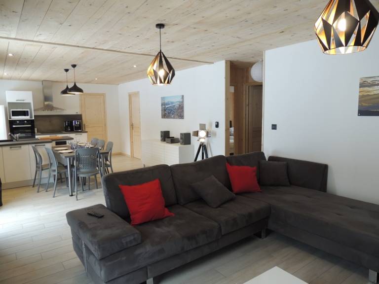 Wonderful gite with barbeque, yard & patio | Pet-friendly — photo 4