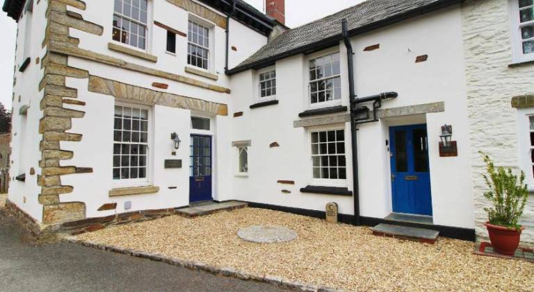 The Cornish Nook Beautiful Grade 2 Listed Building In Cornwall By STAE-Homes in Tintagel