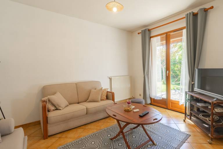 Holiday Home 'Maison De Famille' with Private Terrace and Garden — photo 3