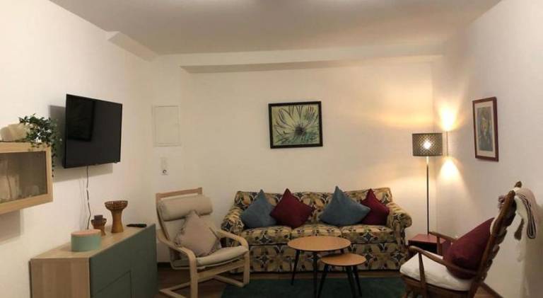 Rental apartment with 2 rooms for 6 persons in Daun