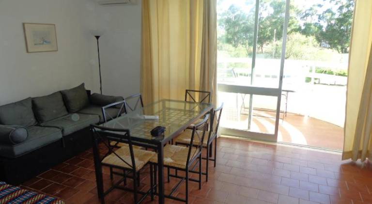 Holiday apartment with pool — photo 2