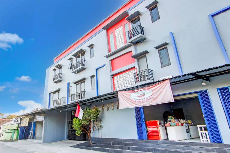 OYO Maleo Residence Swakarya