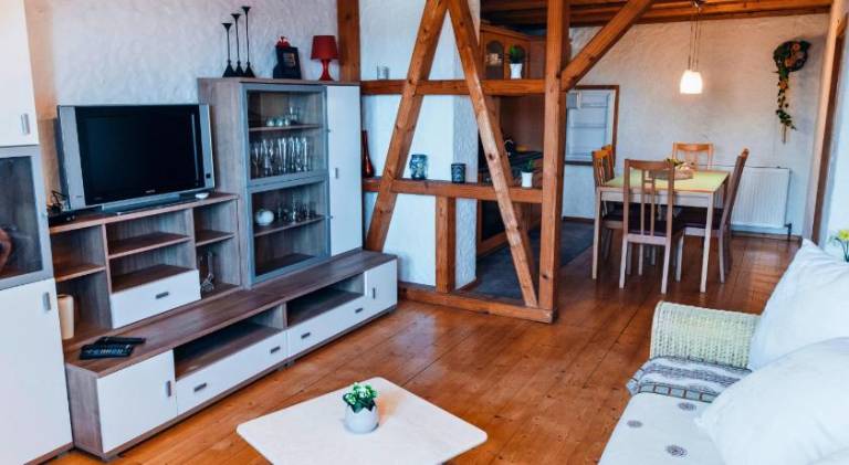 Apartment with 2 rooms for 6 persons — photo 2