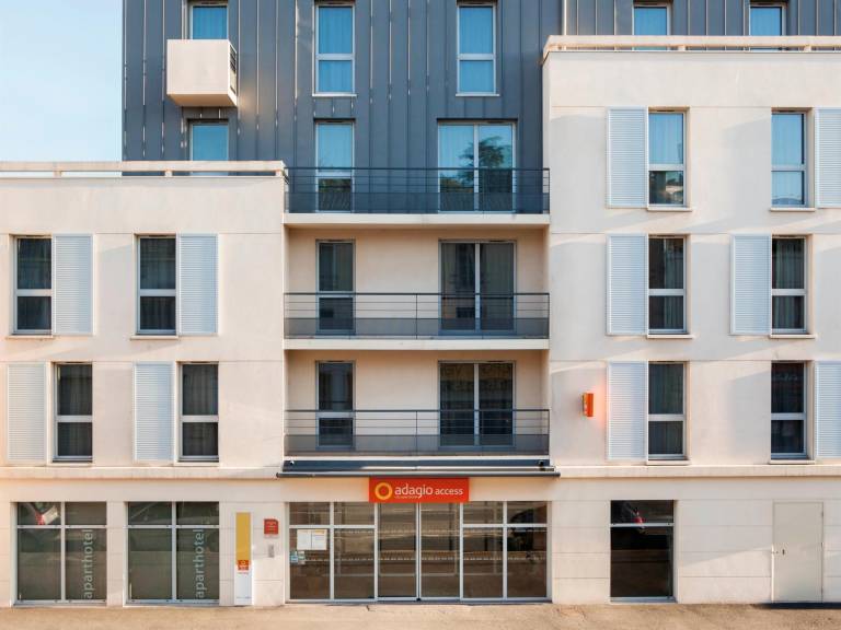 Adagio Access Poitiers Aparthotel — photo 3
