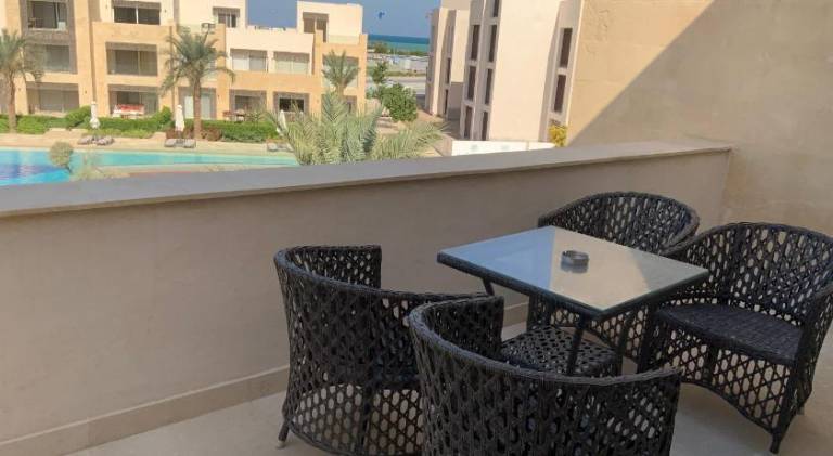 Rental apartment with pool — photo 4