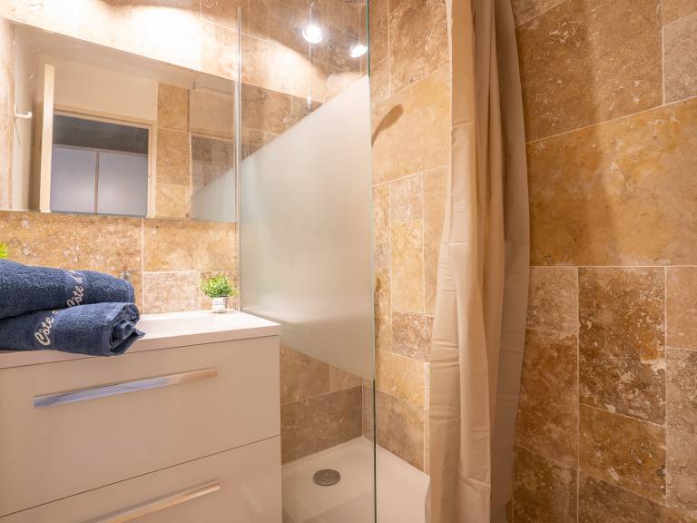 Family-friendly rental apartment with garden, pool & patio | Sea view | Pets are welcome — photo 5