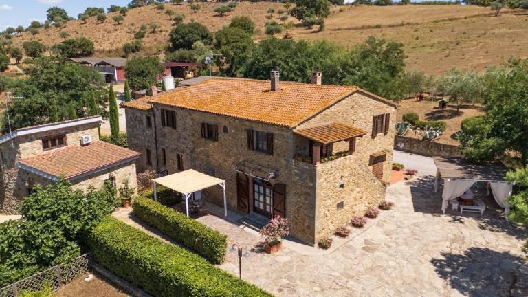 Children-friendly vacation home with garden, private pool & terrace | Dogs allowed — photo 3