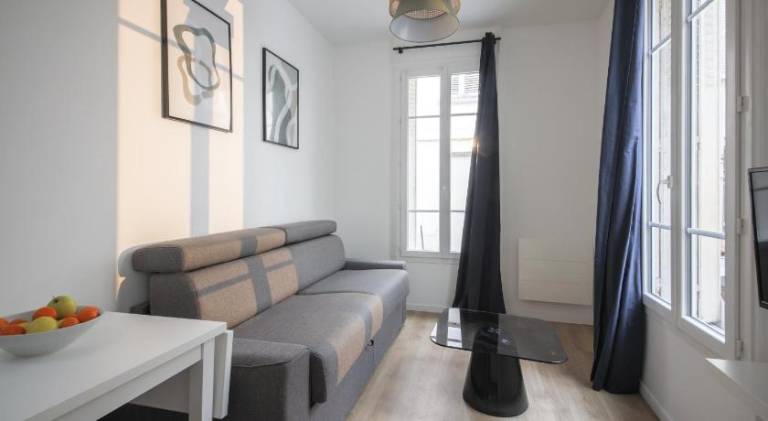 Apartment with 1 room for 2 persons in Montrouge