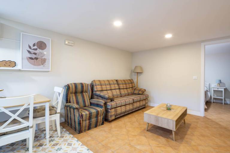 Children-friendly holiday apartment with fast internet, yard & terrace | Garden view | Beach nearby | Good for workation | Dogs allowed — photo 3