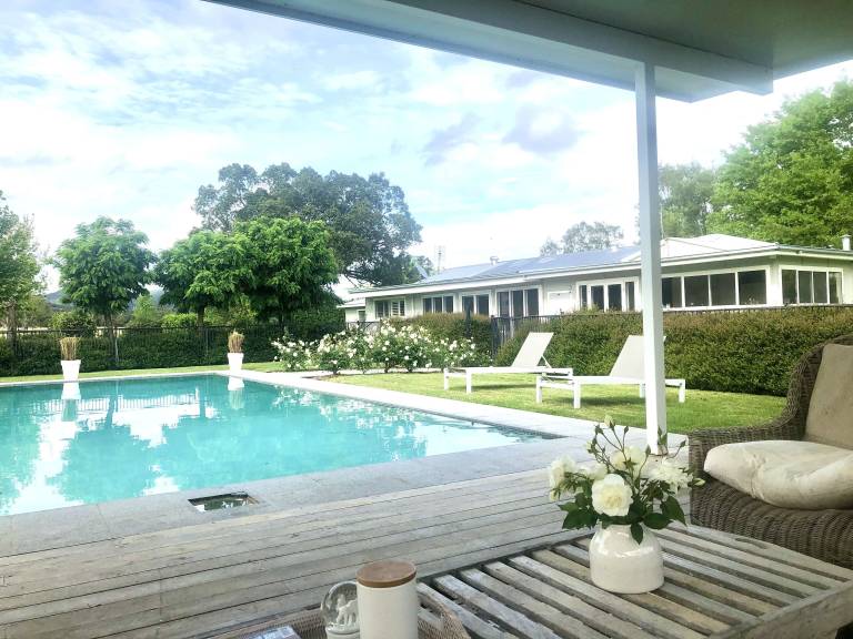 Farmhouse Dumaresq Valley