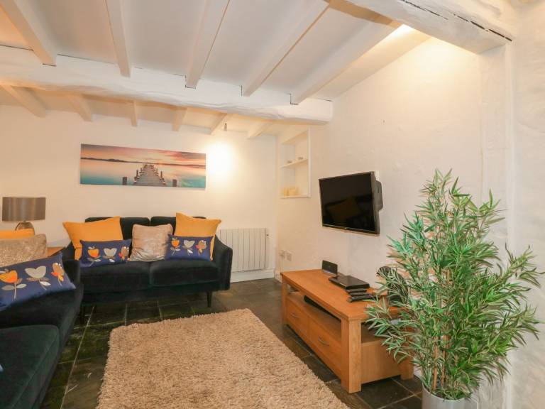 Children-friendly pleasant cottage with yard | Beach view | Dogs allowed — photo 4