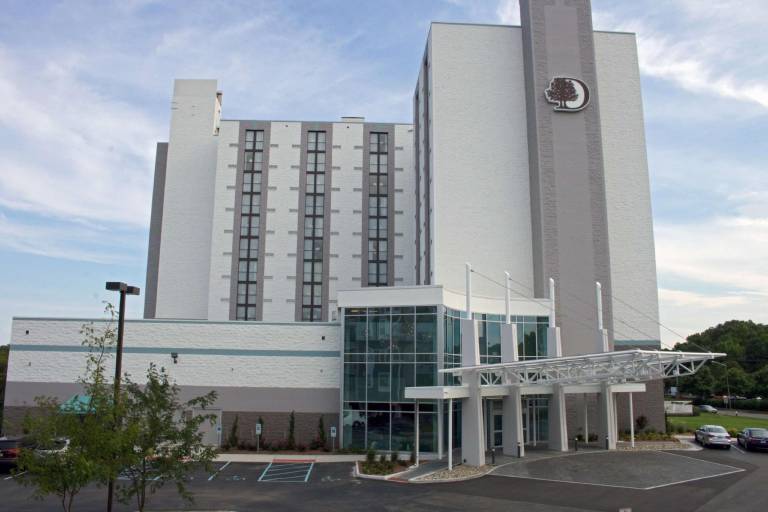 DoubleTree by Hilton Virginia Beach in Virginia Beach, VA