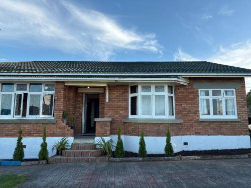 Bed and breakfast  New Lynn