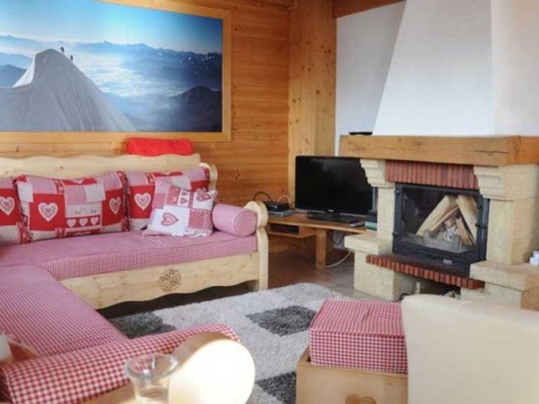 Chalet with barbeque — photo 4