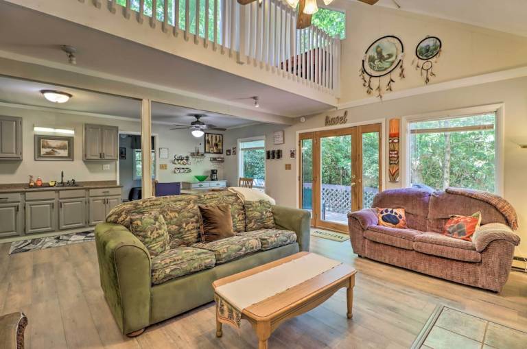 Cabin  Blakeslee