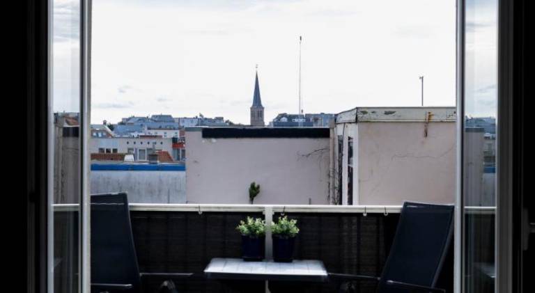 Holiday apartment with patio — photo 2