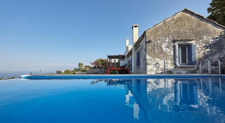 Villa with terrace, yard & private pool in Apokoronas