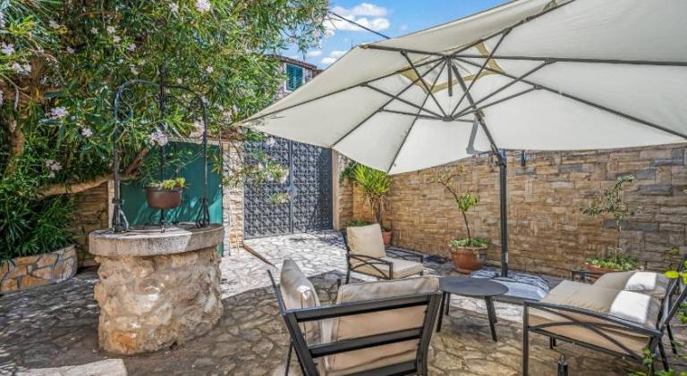 Villa | Next to Diocletian's Palace in Split