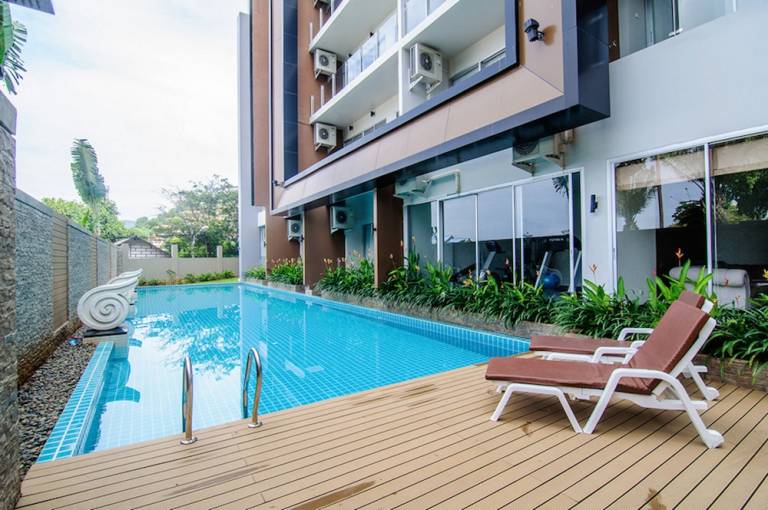 Condo  Karon