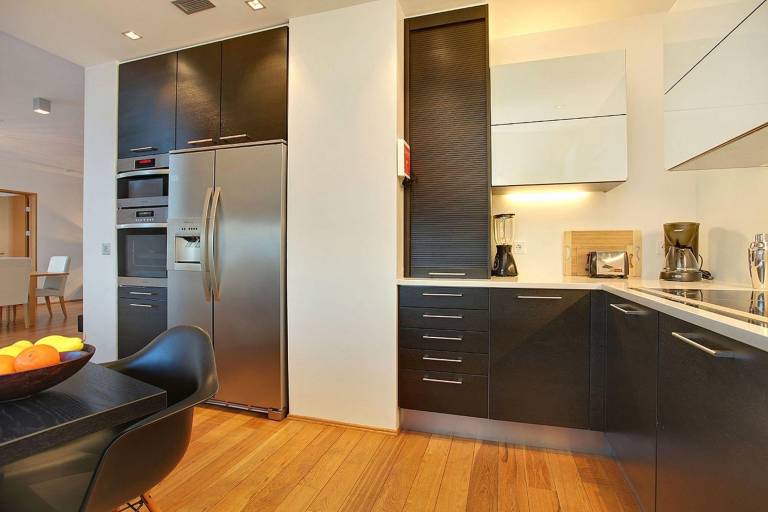 Rental apartment with terrace | Close to Hallgrímskirkja — photo 3