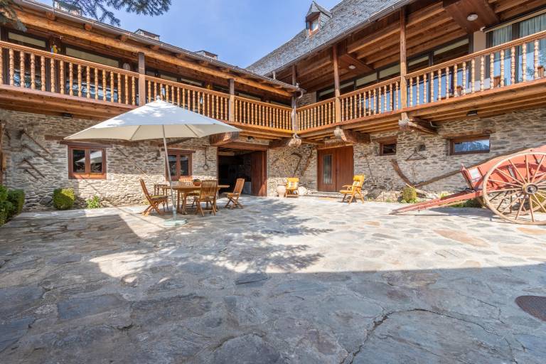 Fully equipped lovely vacation home with barbecue, fast internet & patio | Garden view | Good for workation | Pets allowed — photo 3
