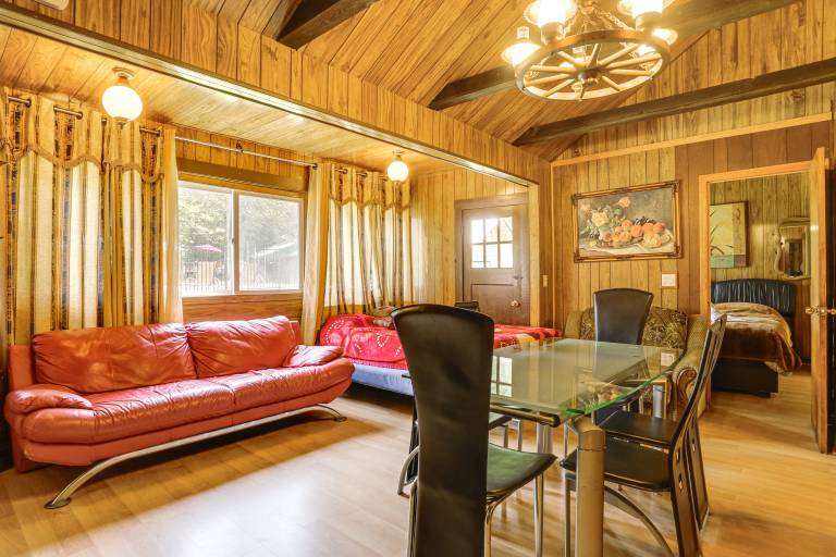 Community Perks Mongaup Valley Cabin w Grill