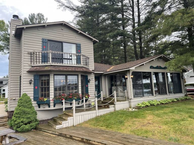 House  Silver Lake