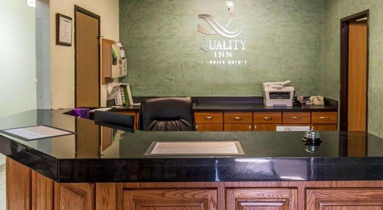 Quality Inn at Collins Road - Cedar Rapids — photo 5