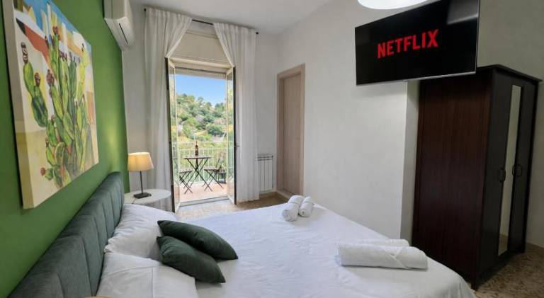 Efebo Aeterna - Rooms with Garden View in Agrigento