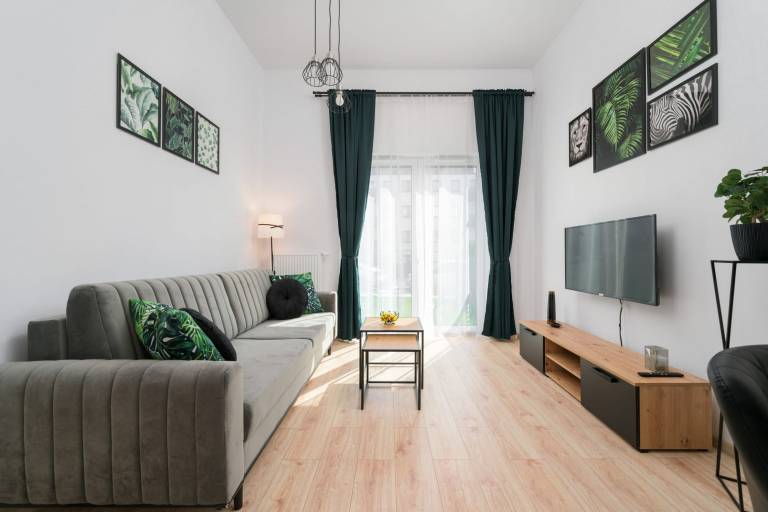 Edmund Kajdasz 32 1 Bedroom Parking Terrace — photo 2