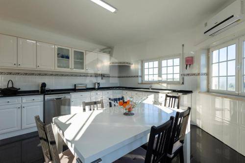 House Ericeira