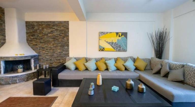 Villa with patio & garden | Suitable for remote work — photo 5