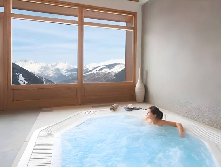 Family-oriented nice serviced apartment with pool | Next to the ski | Dogs allowed — photo 4