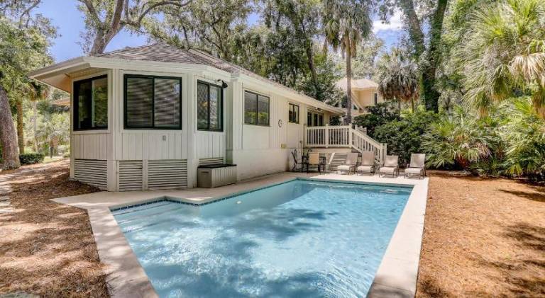 House with pool in Hilton Head Island, SC
