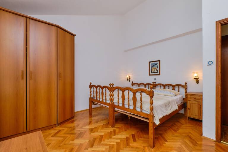 Two bedroom apartment with balcony Artatore, Lošinj (A-2509-d) — photo 5