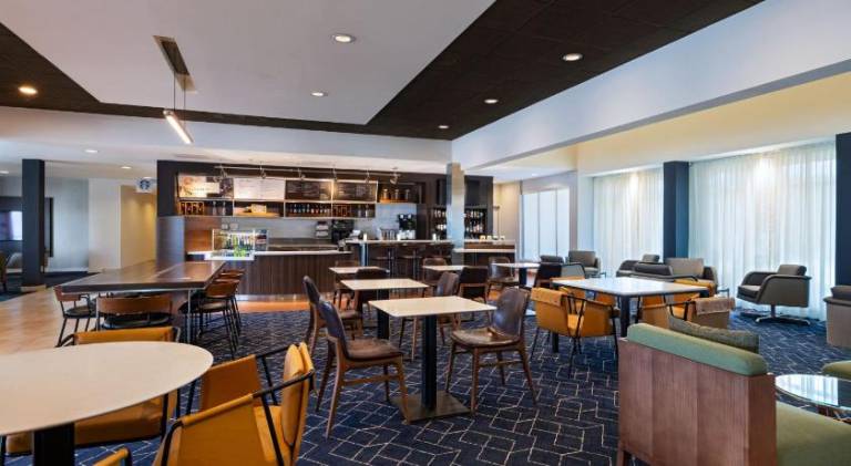 Courtyard by Marriott Fort Worth University Drive — photo 5