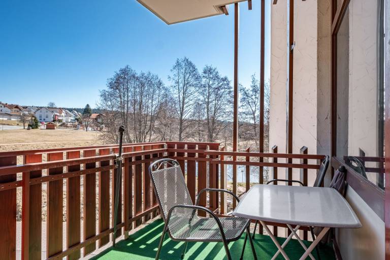 Family-oriented apartment with pool, garden & sauna | Garden view | Pets allowed — photo 2
