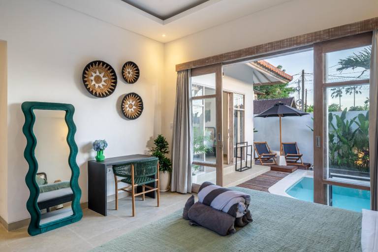 Lovely villa with yard, pool & barbecue | Perfect for remote work | Pets allowed — photo 2