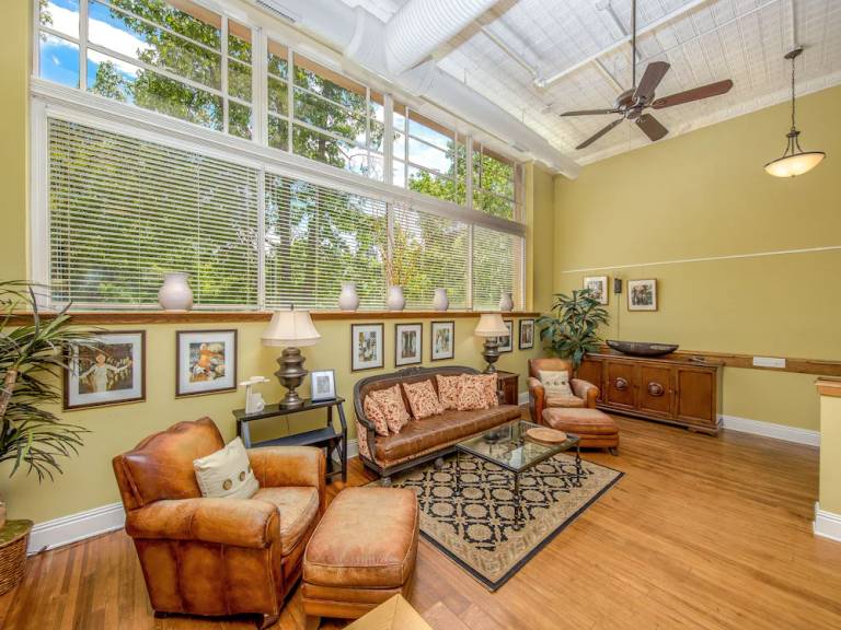 Condo Downtown