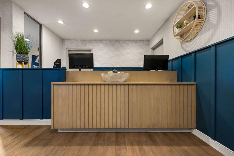 Sonesta Simply Suites Irvine East Foothill in Foothill Ranch, CA