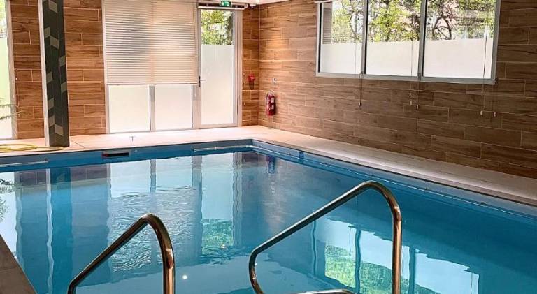 Serviced apartment with garden, sauna & pool — photo 2
