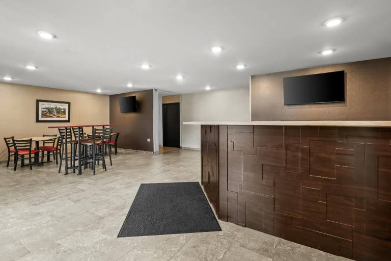 My Place Hotel-Port Charlotte/Punta Gorda, FL — photo 4