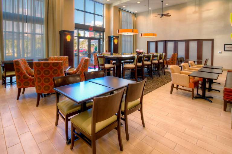 Hampton Inn & Suites Destin — photo 5