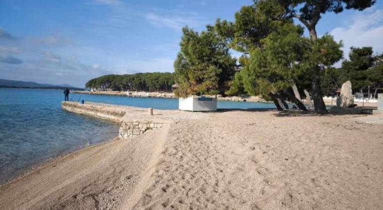 Mobile home Borna, Biograd na Moru — photo 4