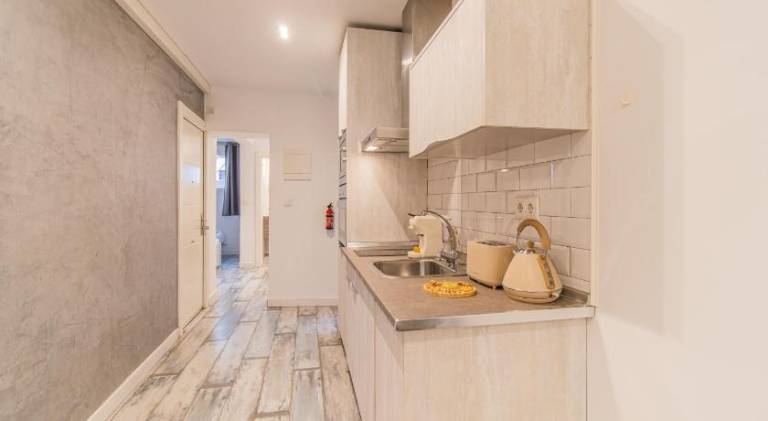 Rental apartment | Next to Cathedral-Basilica of Our Lady of the Pillar | Pets are welcome — photo 3