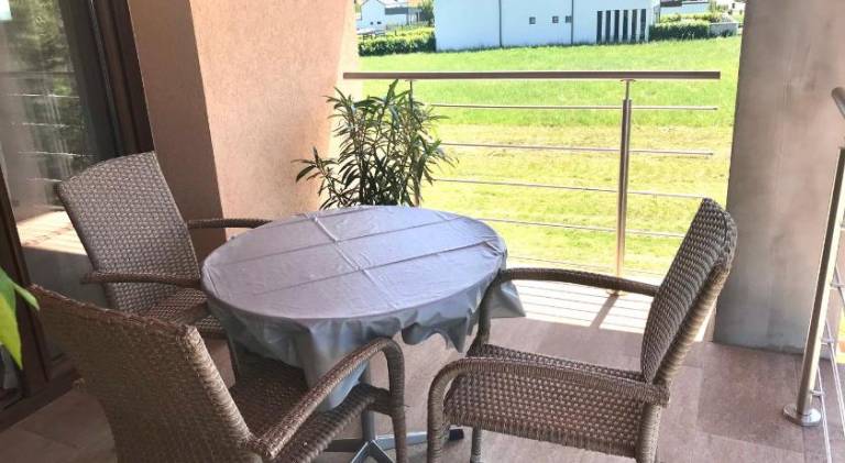 Holiday apartment with garden, grill & terrace — photo 3