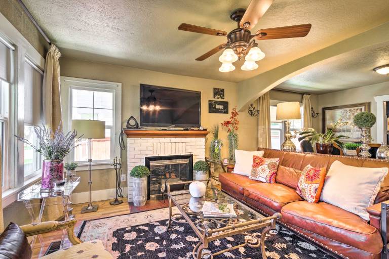 Charming Home in Downtown Nampa w/ Patio + Yard! — photo 3